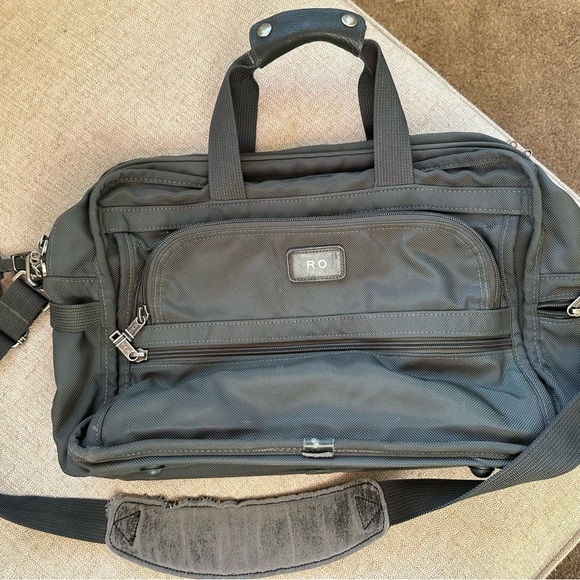 Tumi Briefcase/ Bag - Picture 3 of 14